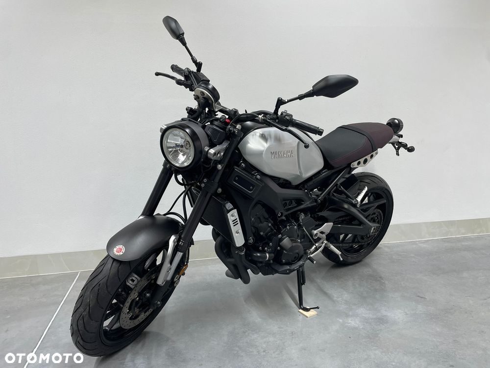 Yamaha XSR - 8