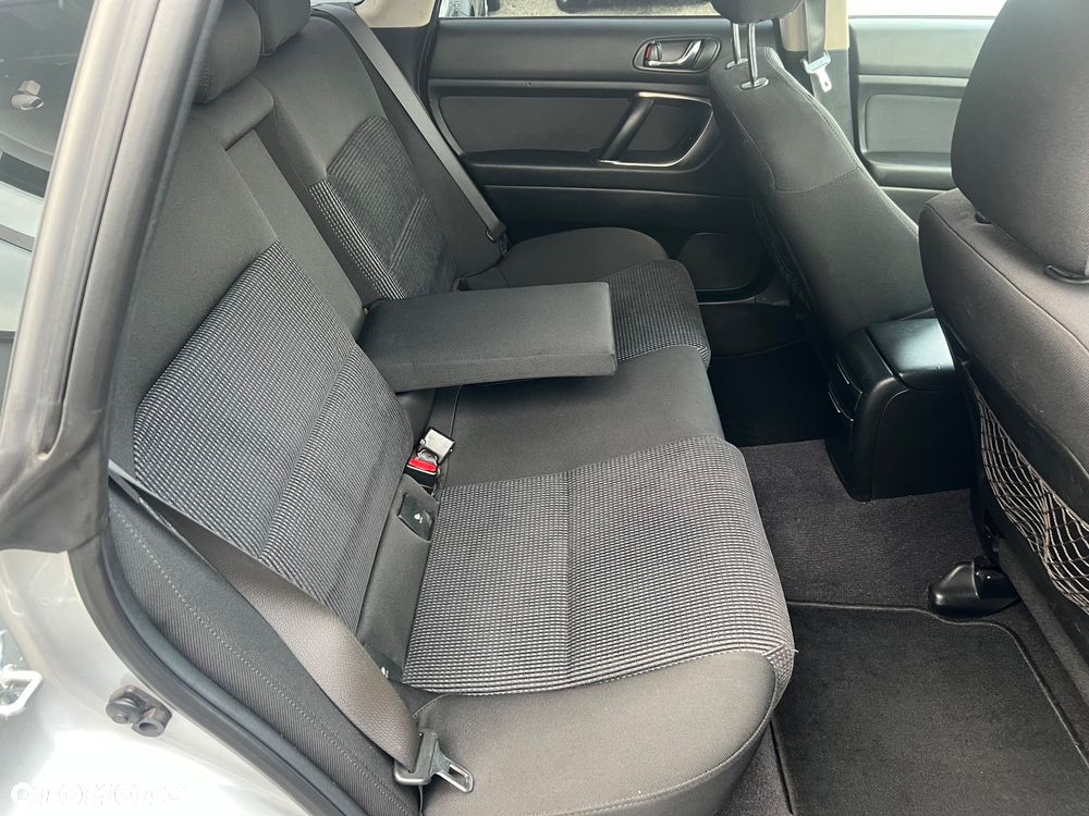 Subaru Outback Legacy 2.5i Comf AT - 9