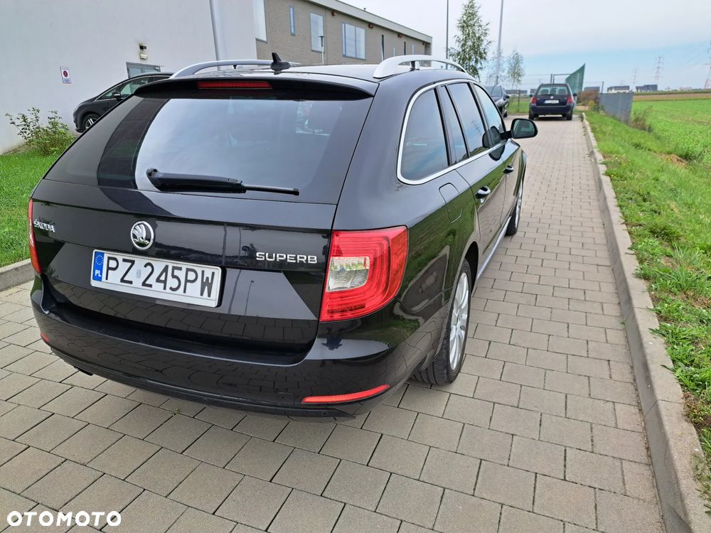 Skoda Superb 2.0 TDI Comfort DSG - 6