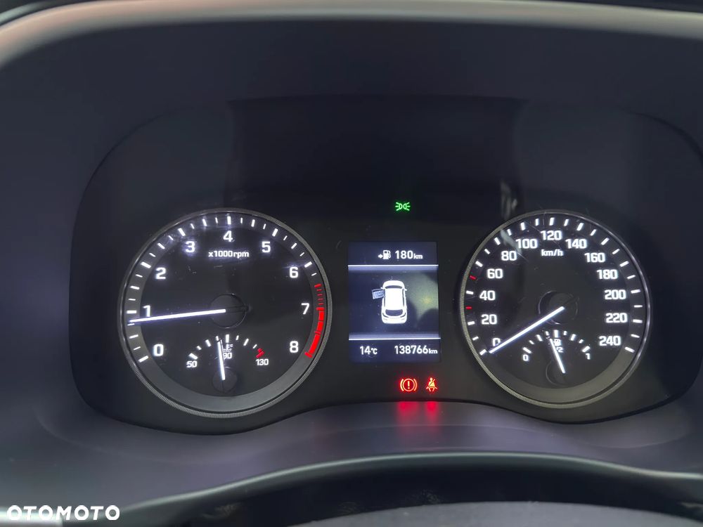 Hyundai Tucson - 12