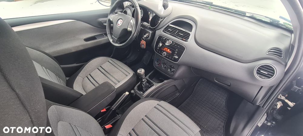Fiat Punto - 12