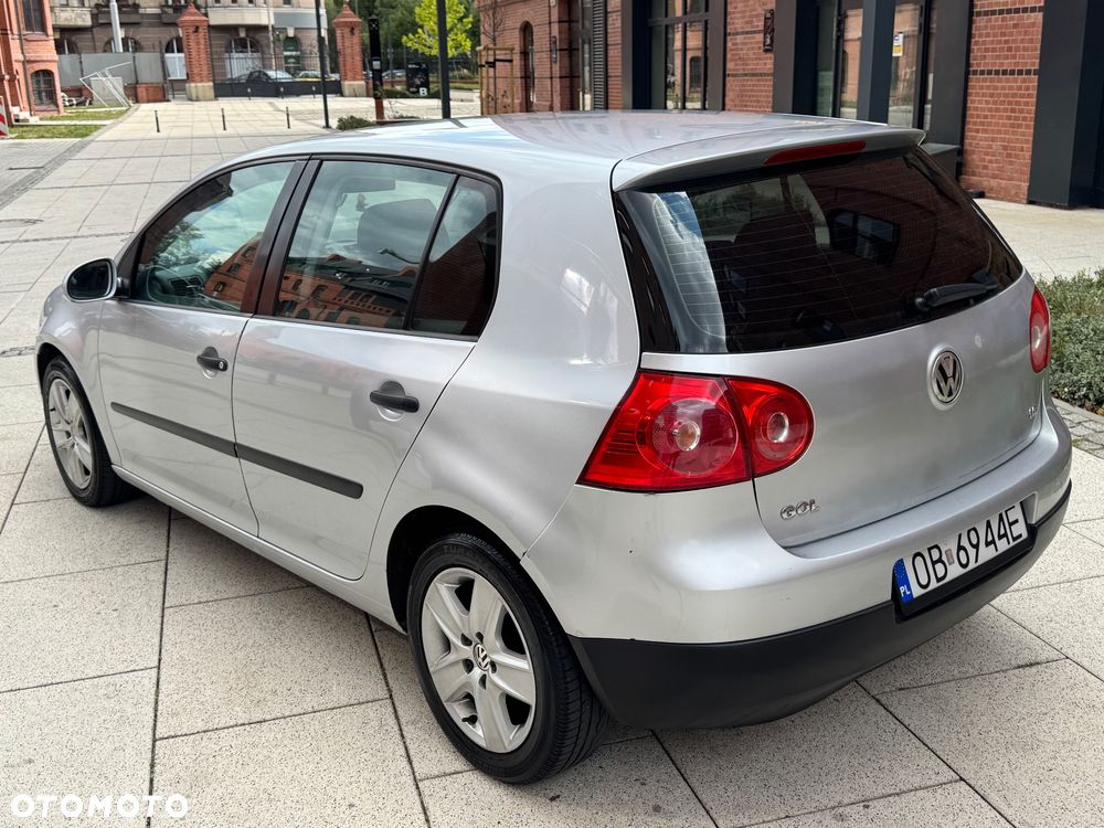 Volkswagen Golf 1.6 Comfortline - 5