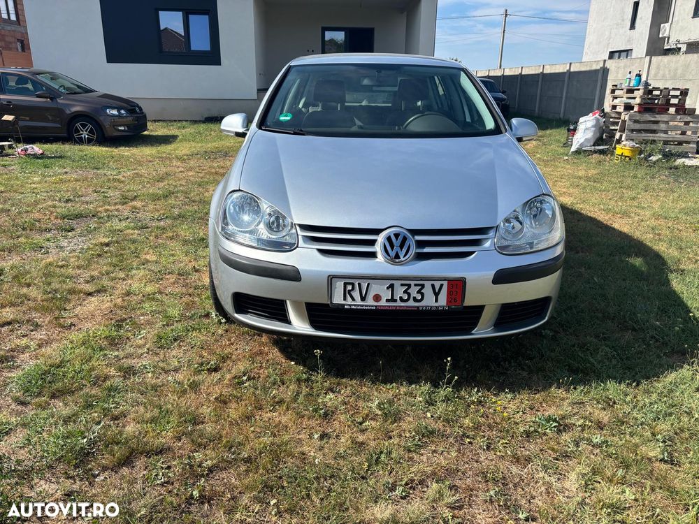 Volkswagen Golf - 16