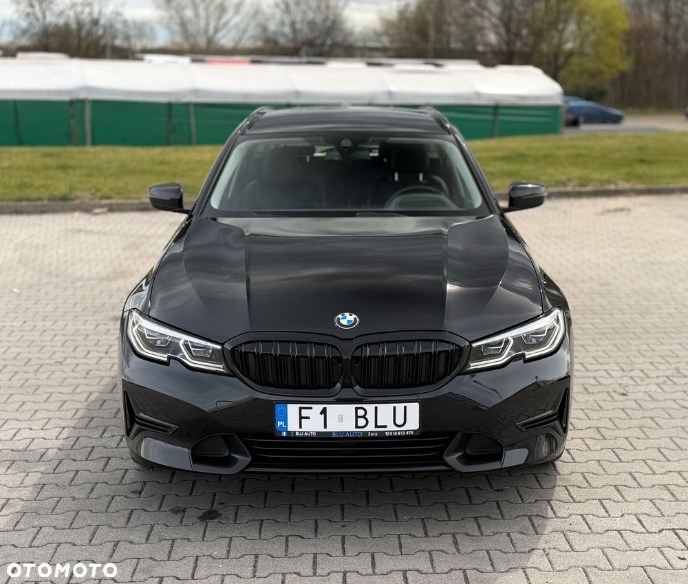 BMW Seria 3 320d xDrive Sport Line Shadow - 1