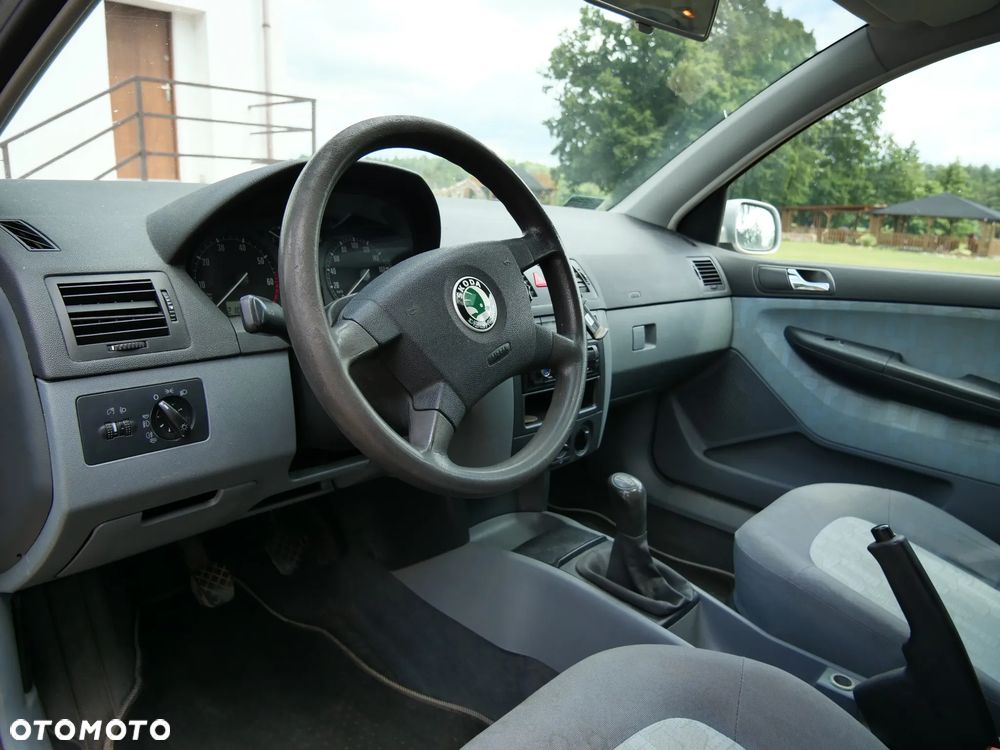 Skoda Fabia 1.4 16V Comfort - 10