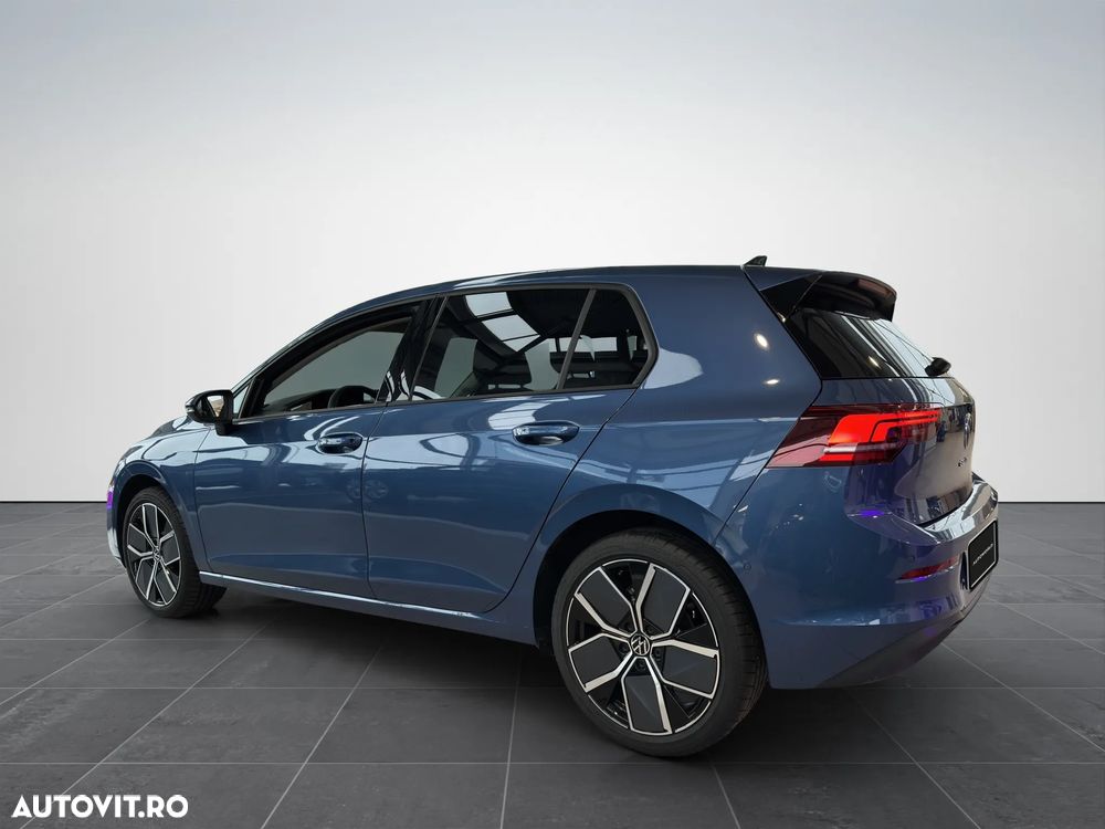 Volkswagen Golf 1.5 eTSI DSG MHEV Advanced - 3