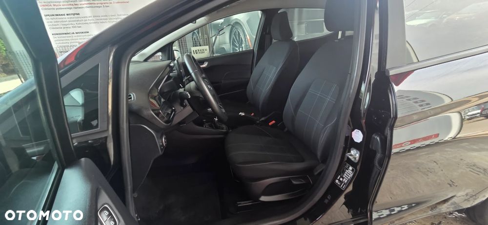 Ford Fiesta 1.0 EcoBoost S&S TITANIUM - 32