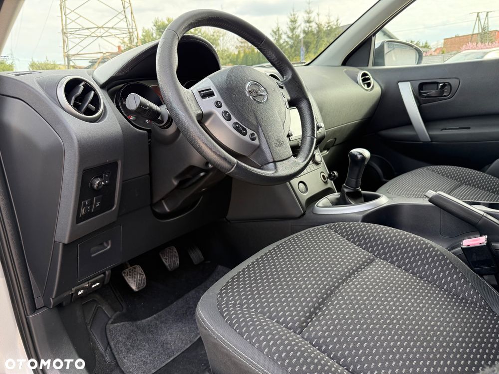 Nissan Qashqai 1.6 Tekna - 27