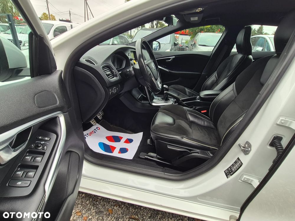 Volvo V40 D2 RDesign - 25