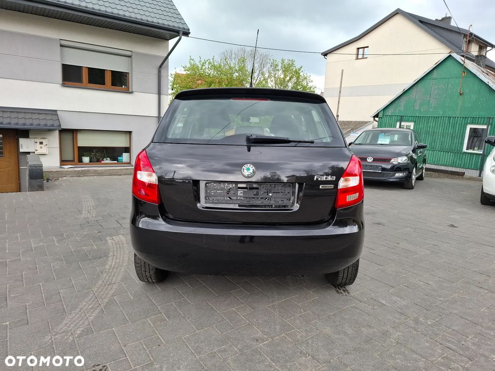 Skoda Fabia - 25