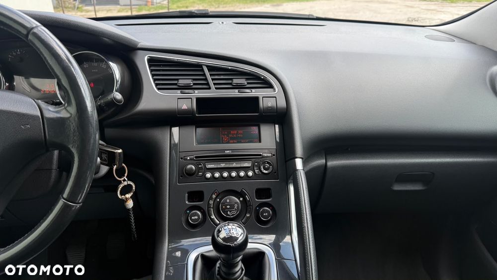 Peugeot 3008 1.6 HDi Trendy - 17