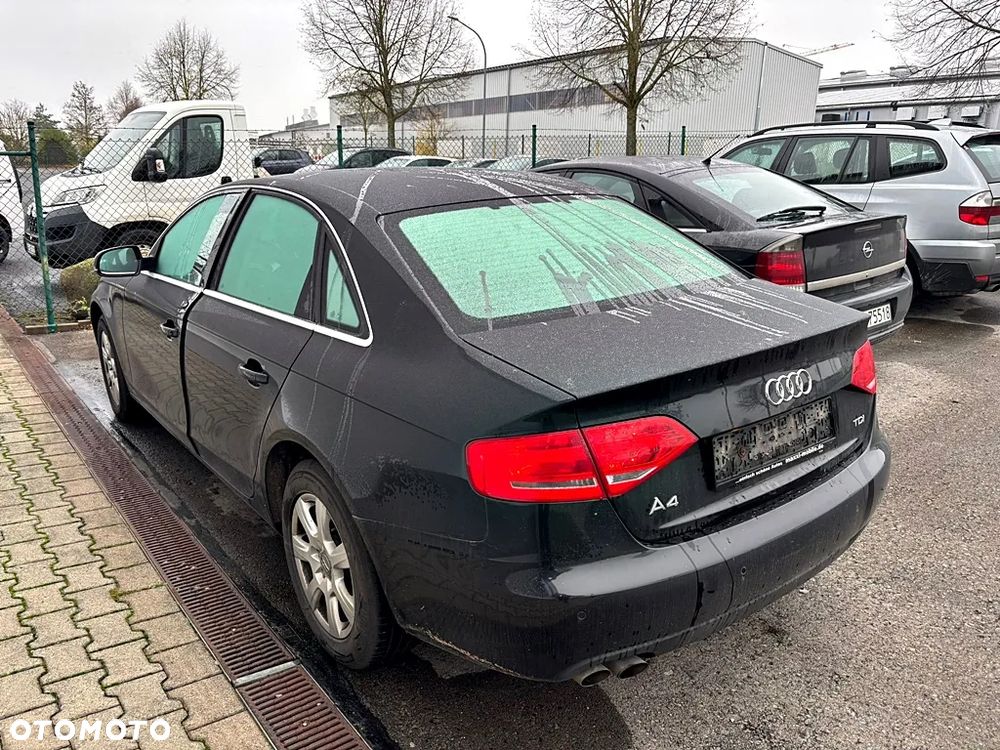 Audi A4 Limousine 2.0 TDI DPF Ambiente - 38