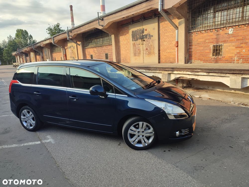 Peugeot 5008 2.0 HDi Family 7os - 6