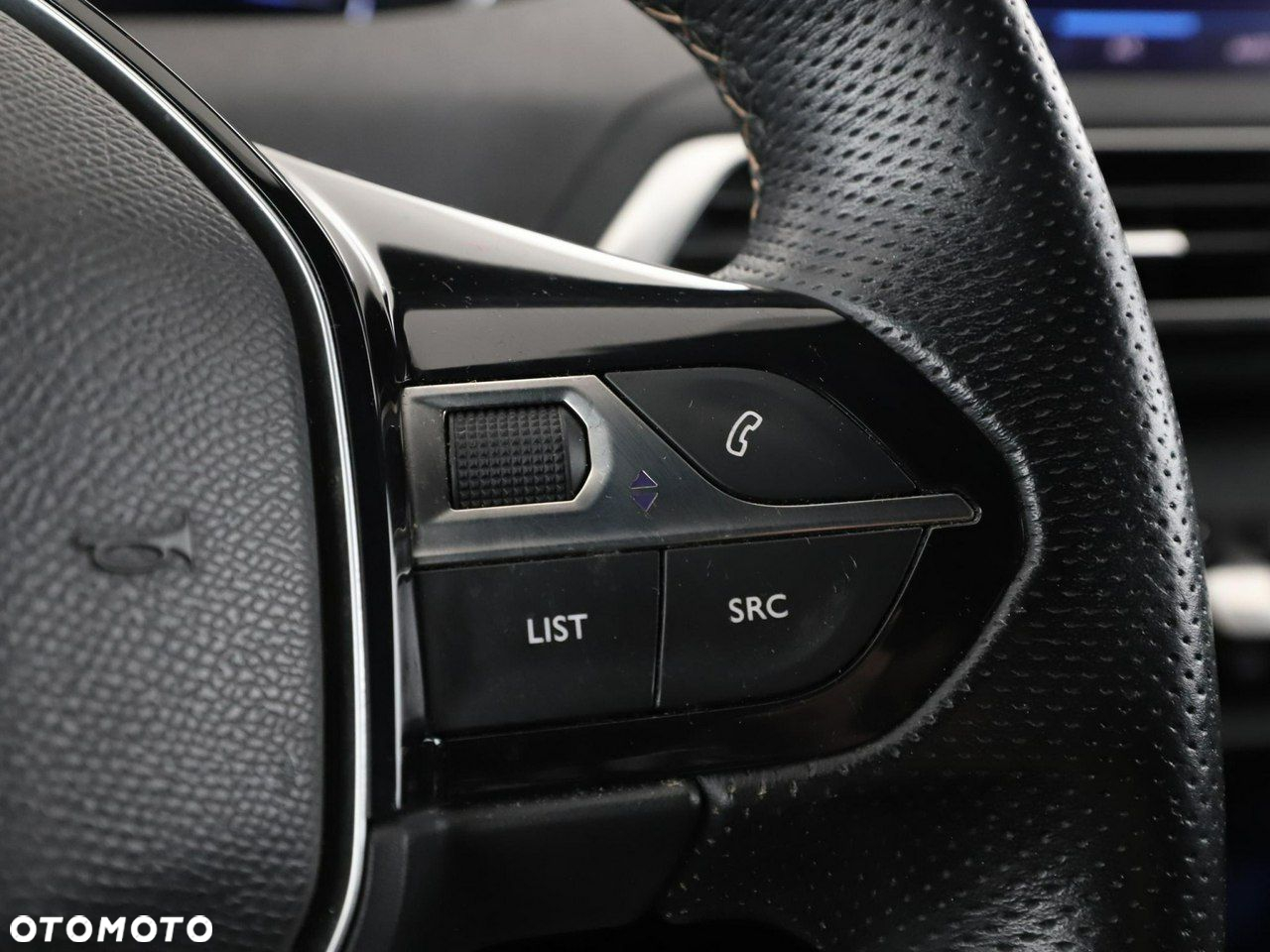 Peugeot 3008 PureTech 130 Stop & Start GPF Allure Pack - 35