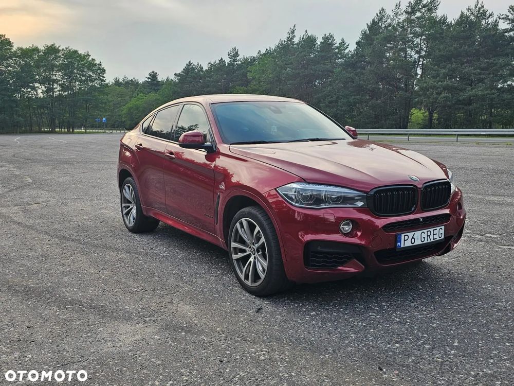 BMW X6 xDrive50i - 8
