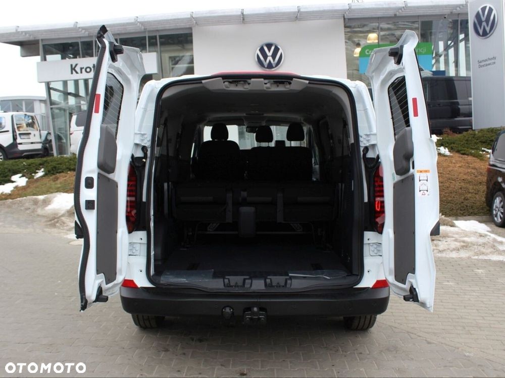 Volkswagen Transporter Kombi L2H1 M1 - 11