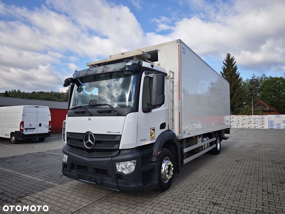 Mercedes-Benz Antos 1830 kontener izoterma kurierka