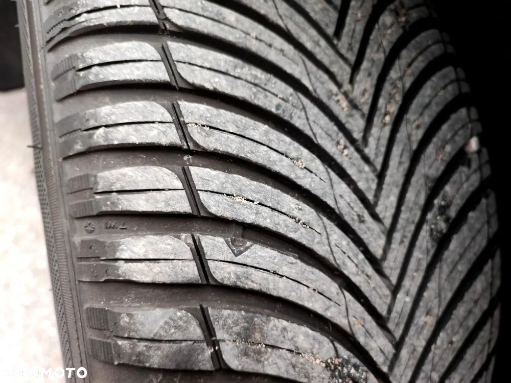 Volkswagen Tiguan 2.0 TDI SCR BlueMotion Technology Lounge Sport & Style - 34