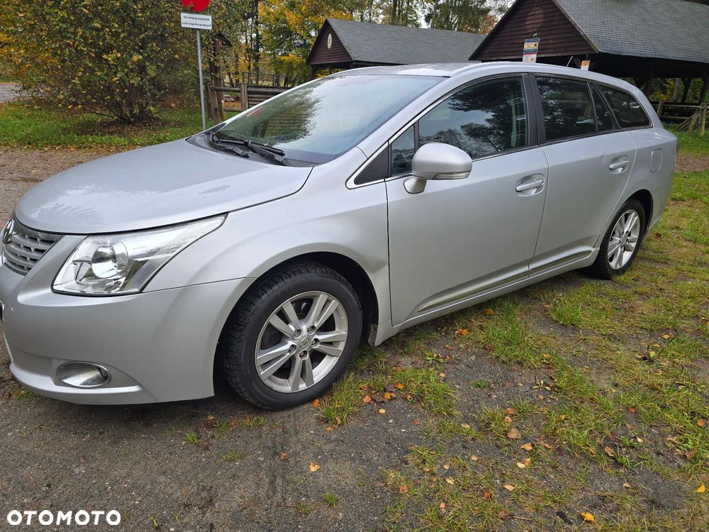 Toyota Avensis 2.0 D-4D - 7