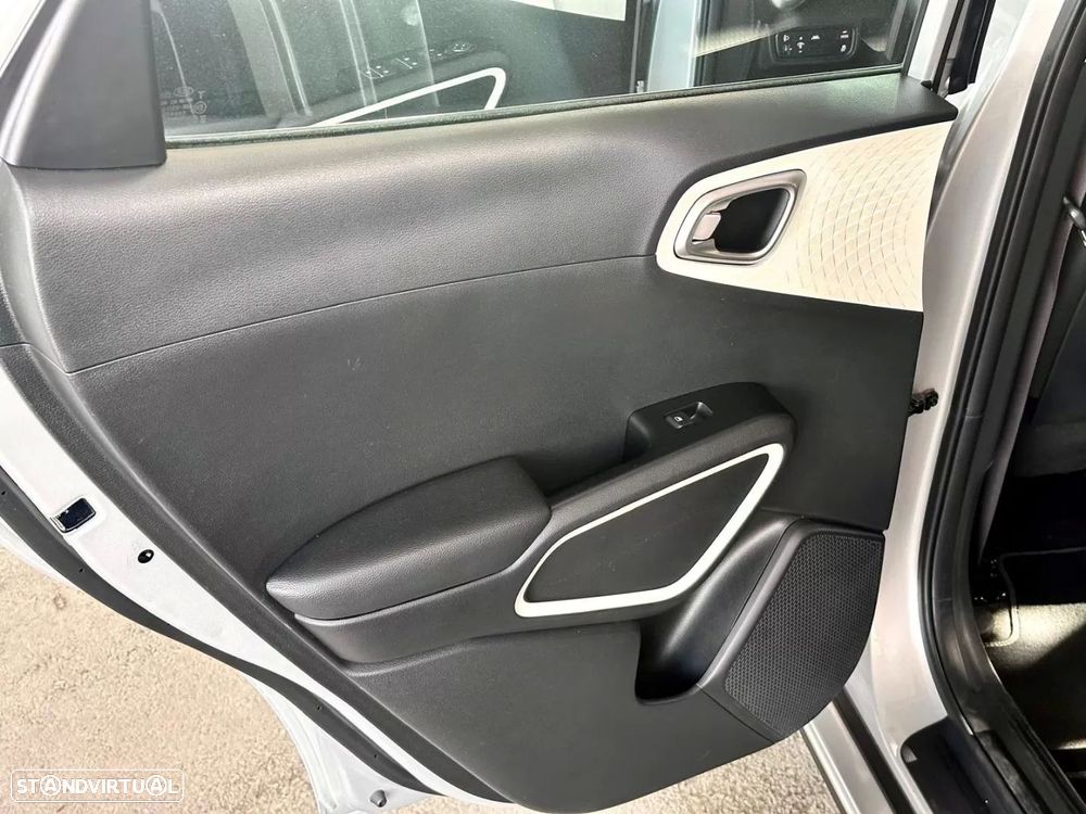 Kia e-Soul 64kWh - 11
