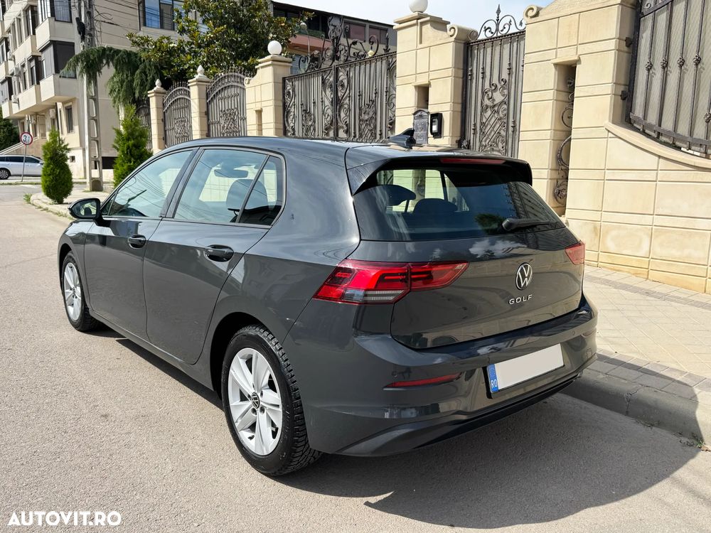 VOLKSWAGEN Golf 2022 — imagine 14
