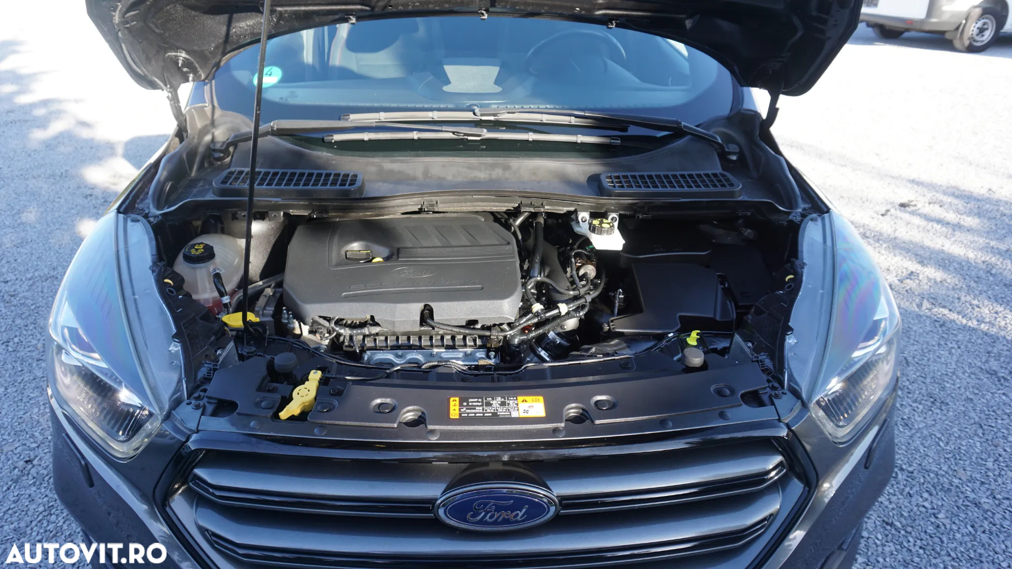 Ford Kuga 1.5 EcoBoost 4x4 Aut. ST-Line - 33