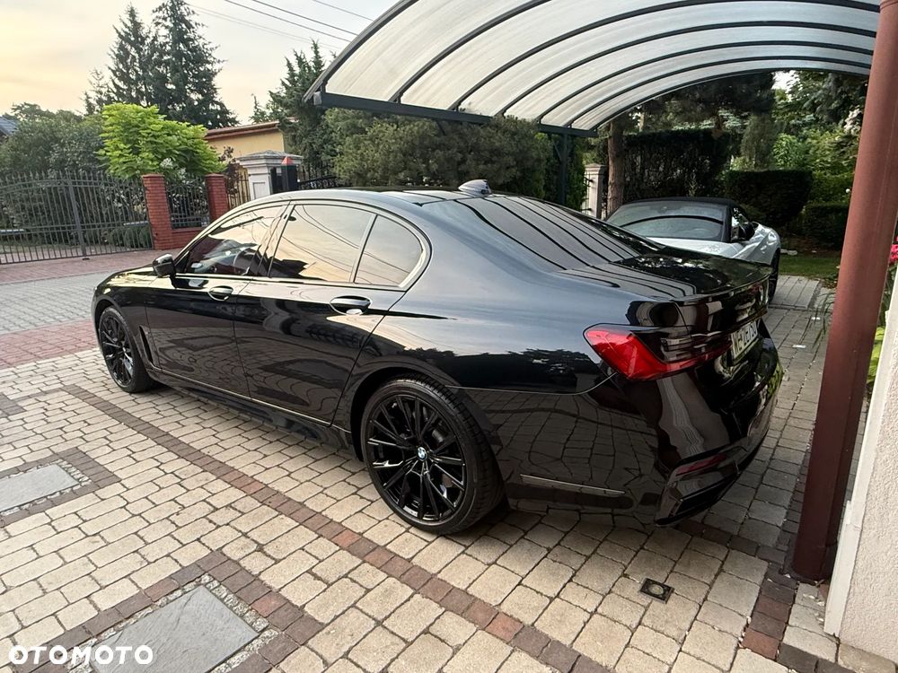 BMW Seria 7 750d xDrive - 28