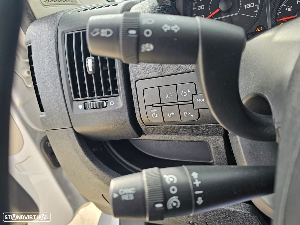 Citroën Jumper 2.2 BlueHDi 30 L2H2 - 16