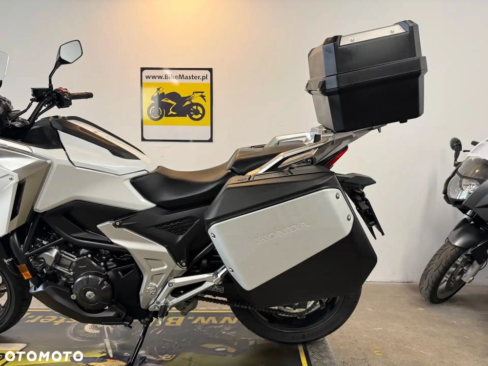 Honda NC - 26