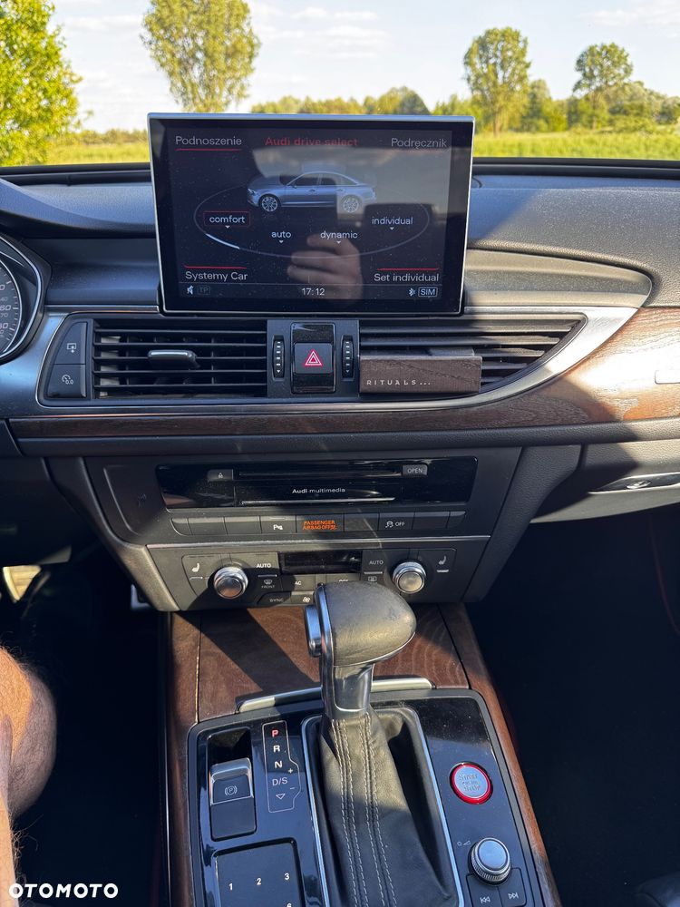 Audi S6 Limousine - 13