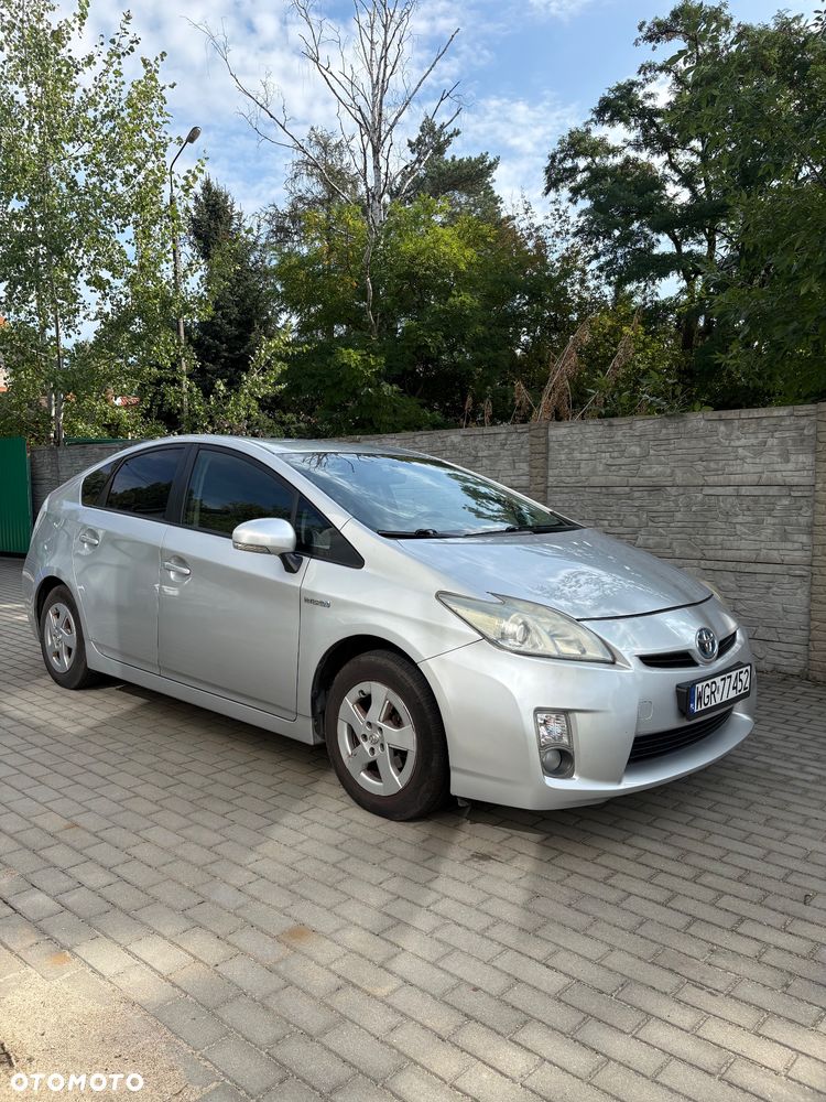 Toyota Prius 1.5 VVT-i Prestige - 1