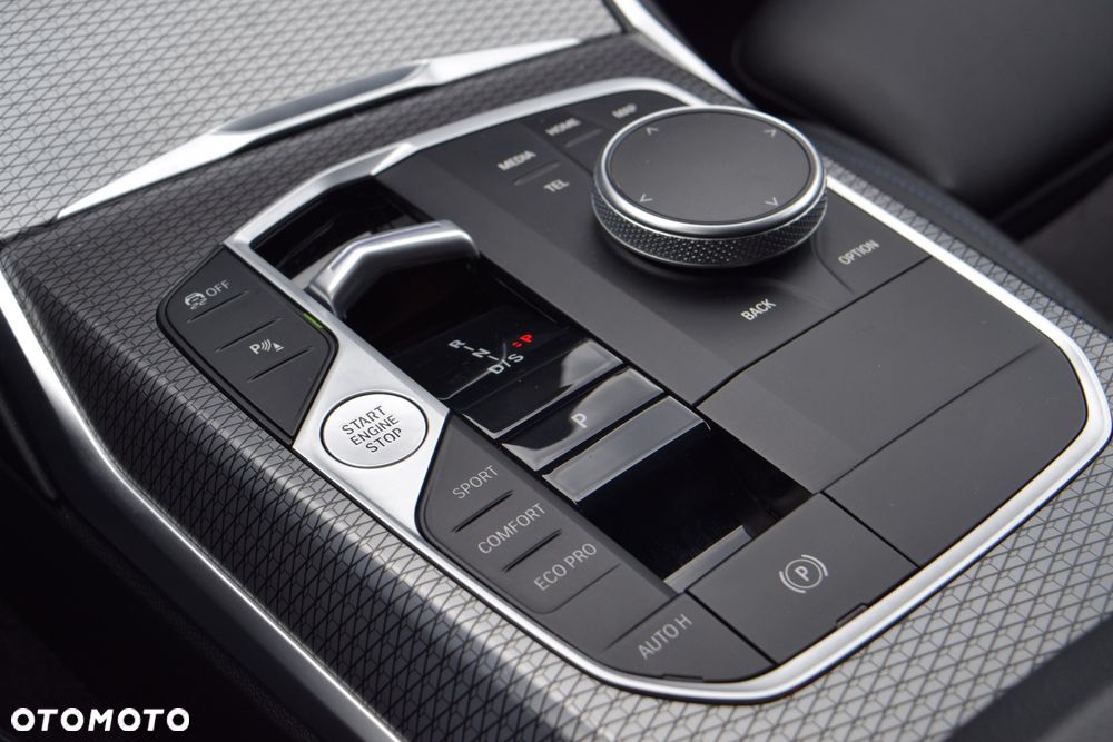 BMW Seria 3 320d xDrive M Sport sport - 21