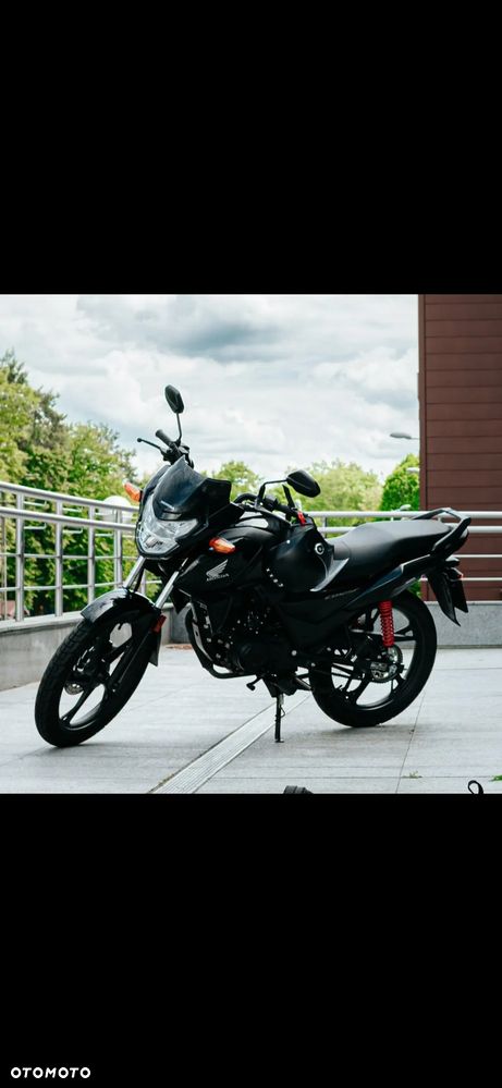 Honda CBF - 1