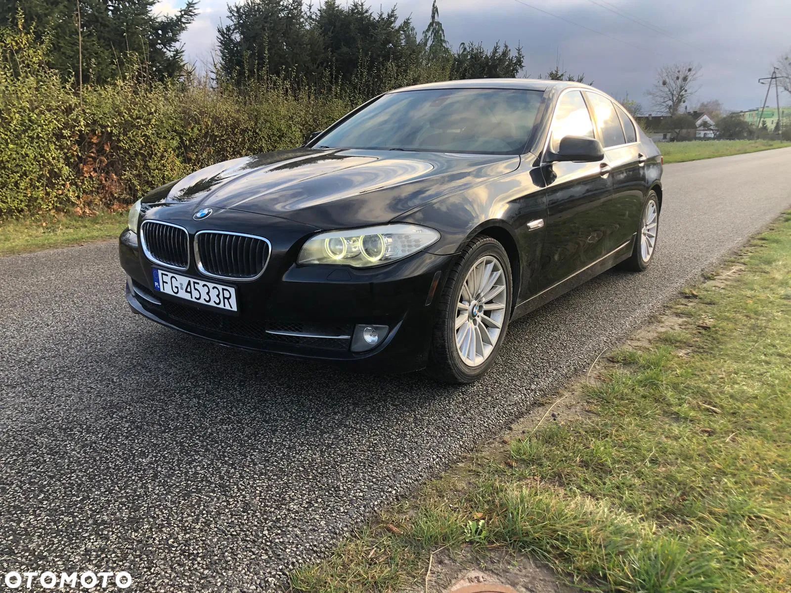 BMW Seria 5 528i xDrive - 1
