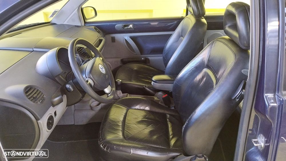 VW New Beetle 2.0 Highline - 14