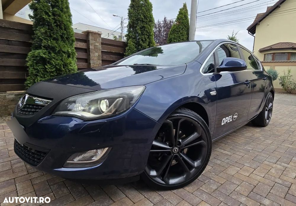 Opel Astra Sports Tourer 2.0 CDTI - 12