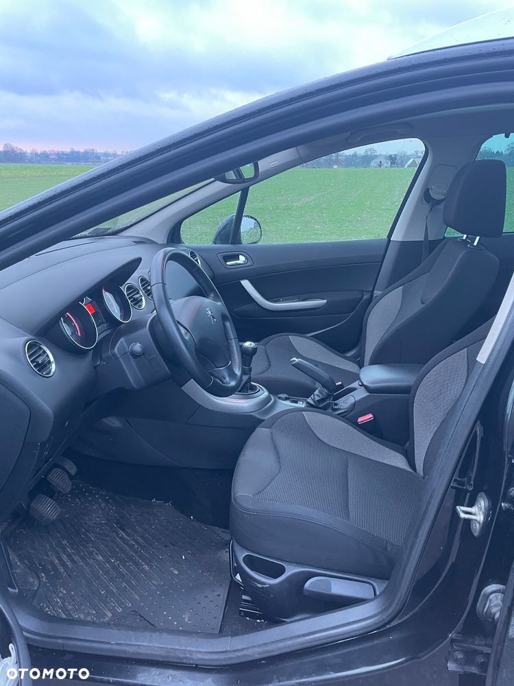 Peugeot 308 - 16