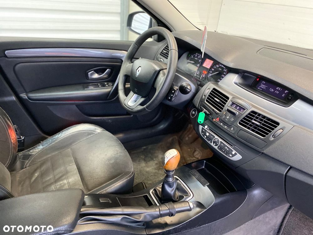 Renault Laguna 2.0 Authentique - 10