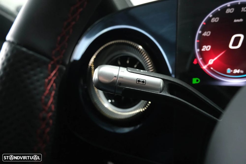 Mercedes-Benz CLA 250+ EQ - 32