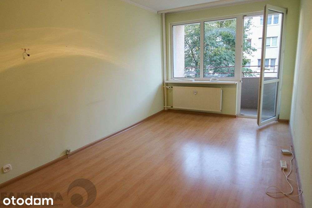 Śródmieście 2 pokoje, widna kuchnia, balkon