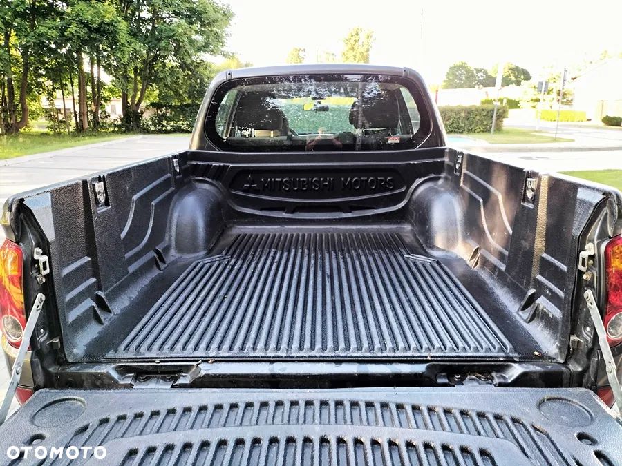 Mitsubishi L200 Pick Up 4x4 Intense Double Cab - 21