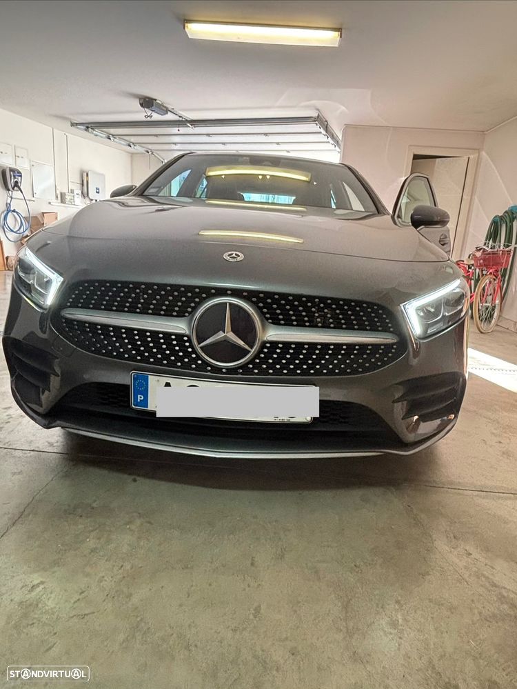 Mercedes-Benz A 250 e AMG Line - 1