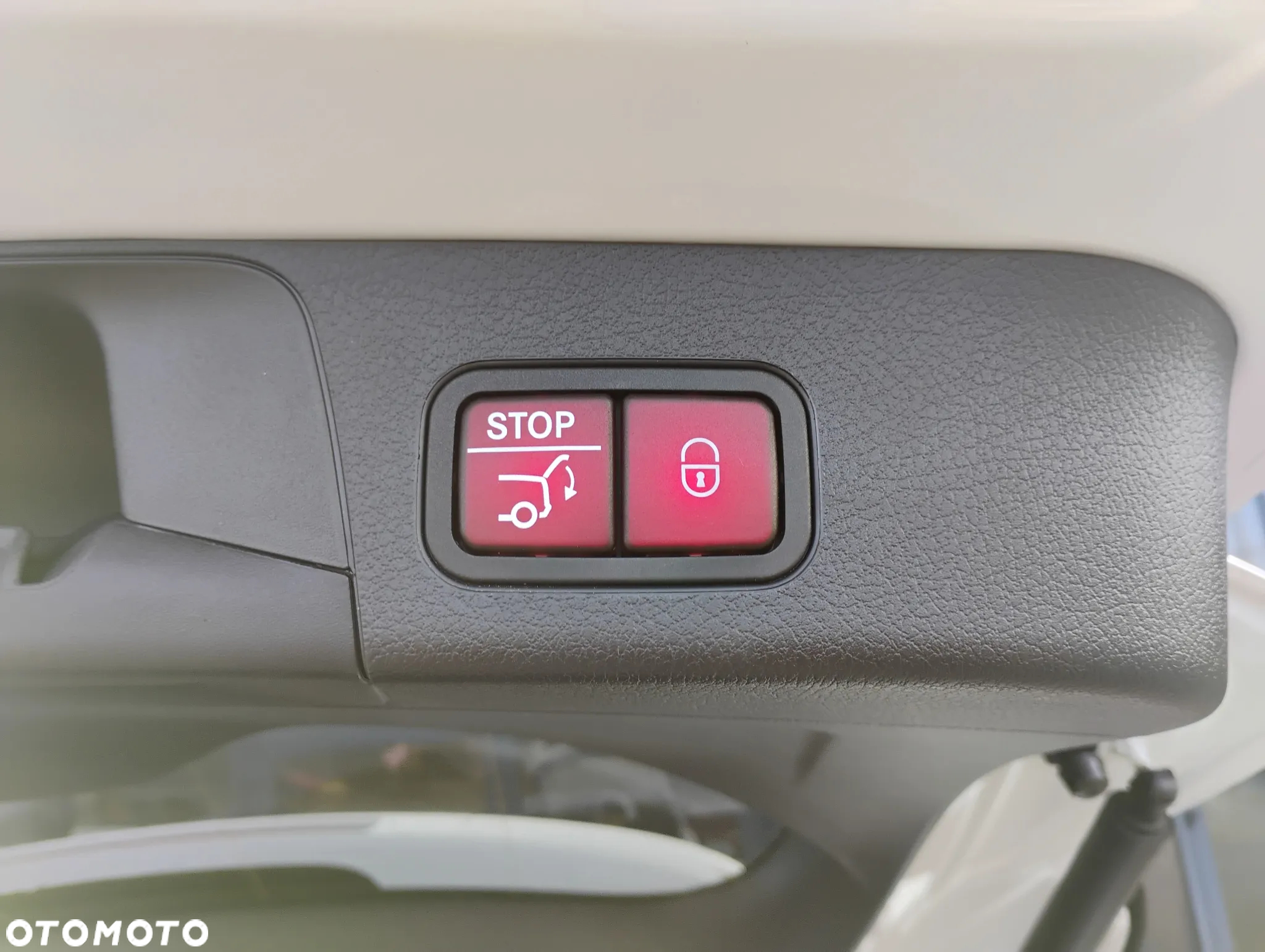 Mercedes-Benz GLB 250 4-Matic Style 8G-DCT - 14