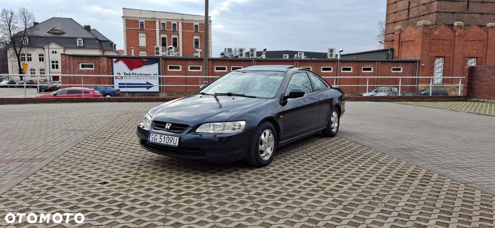 Honda Accord 2.0i ES - 4