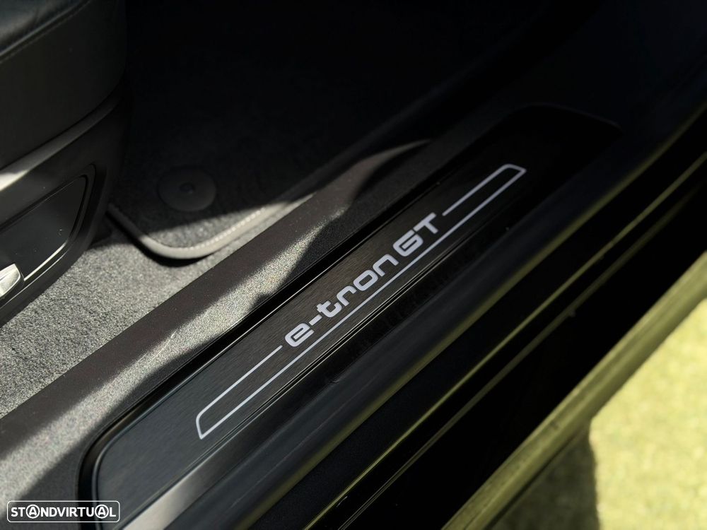 Audi e-tron GT quattro - 27