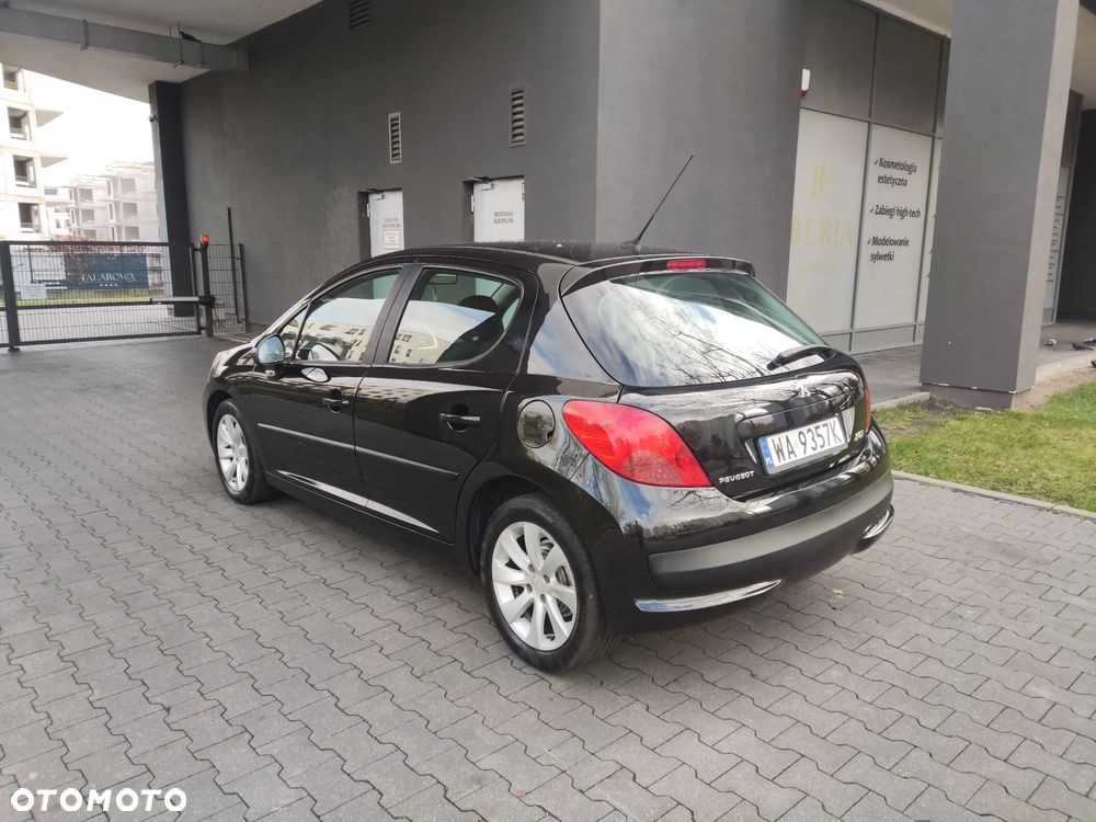 Peugeot 207 1.4 HDi Trendy - 2