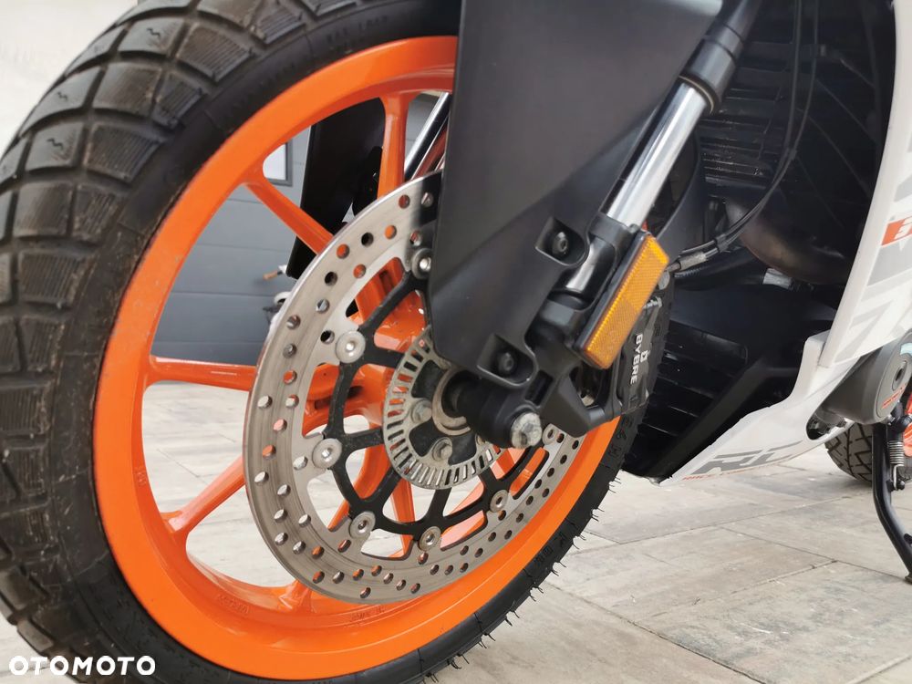 KTM RC 390 - 13