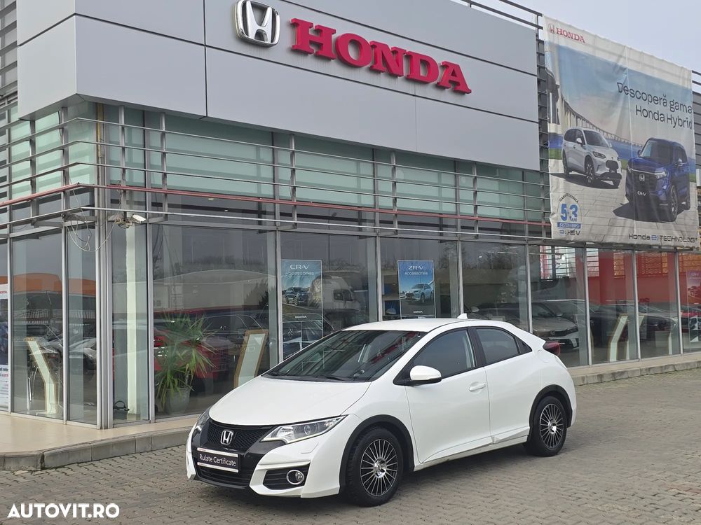Honda Civic 1.8 i-VTEC MT Elegance Winter Pack - 1