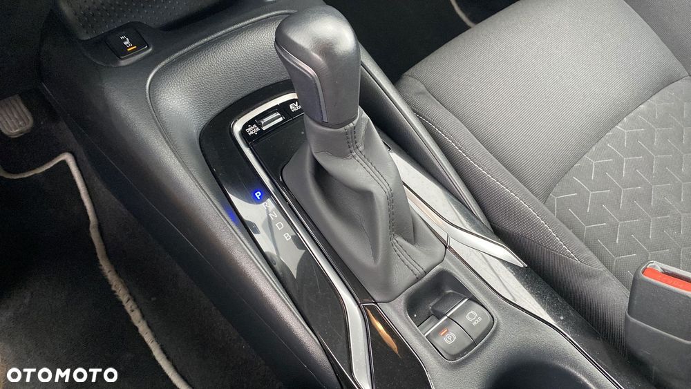 Toyota Corolla 1.8 Hybrid GPF Comfort - 17