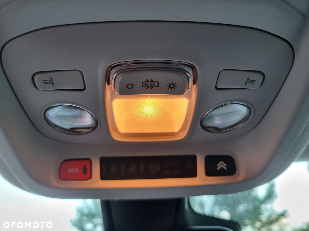 Citroën C3 Aircross BlueHDI 100 Stop & Start Shine - 25